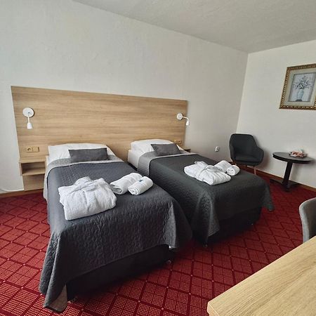 Patria Hotel Trutnov Ngoại thất bức ảnh
