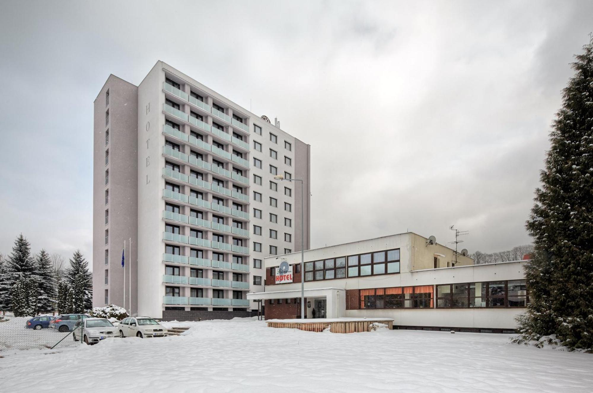 Patria Hotel Trutnov Ngoại thất bức ảnh