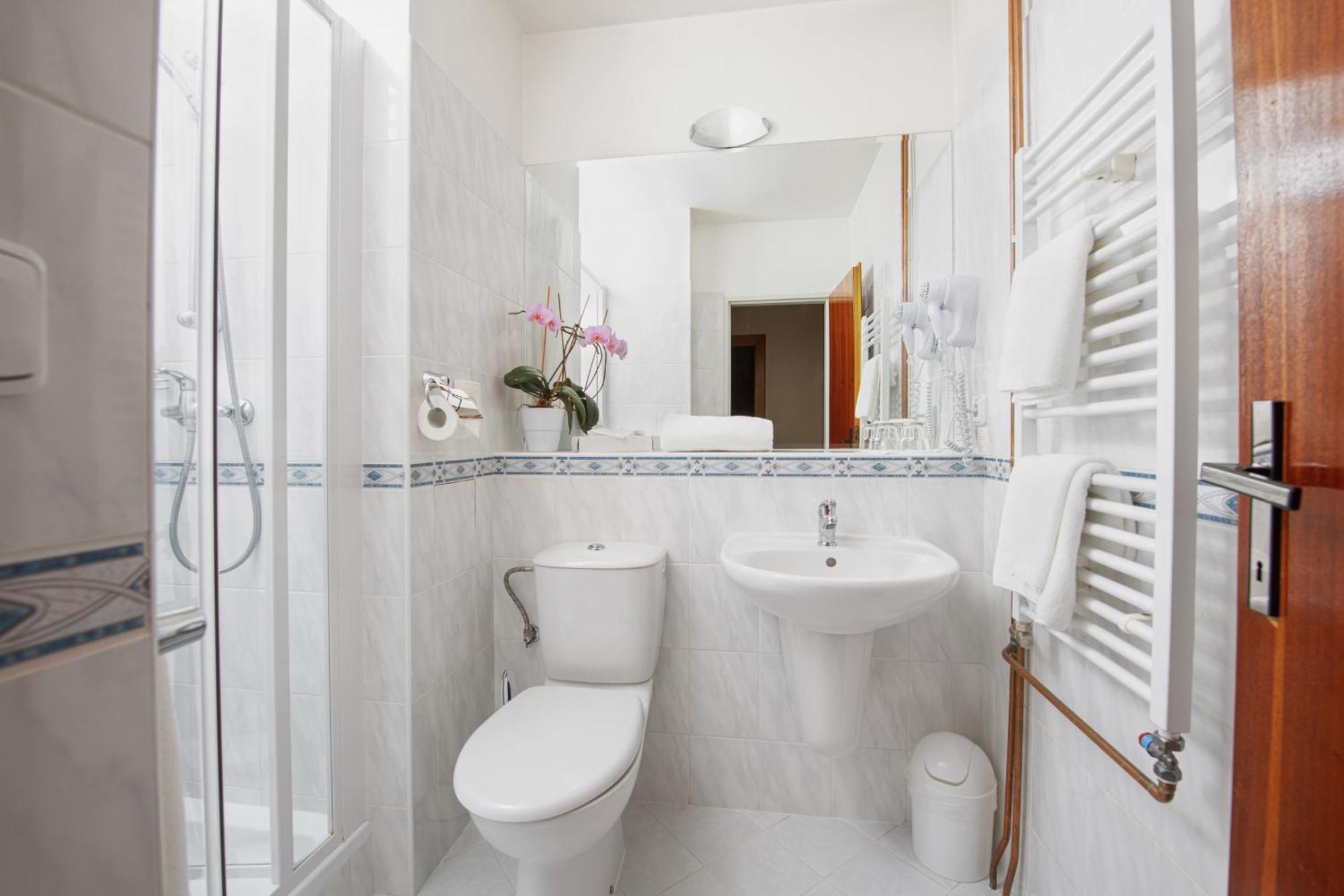Patria Hotel Trutnov Ngoại thất bức ảnh