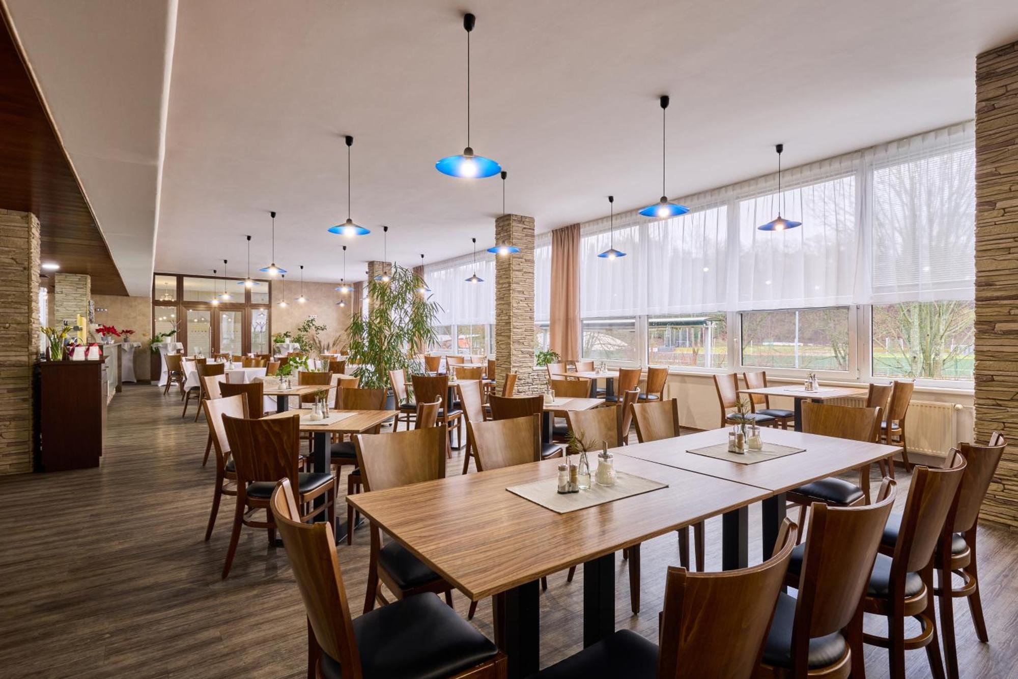 Patria Hotel Trutnov Ngoại thất bức ảnh
