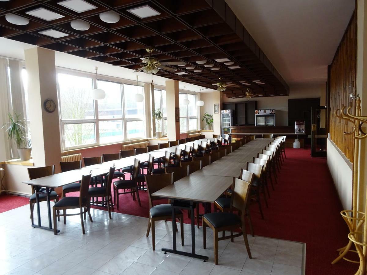 Patria Hotel Trutnov Ngoại thất bức ảnh