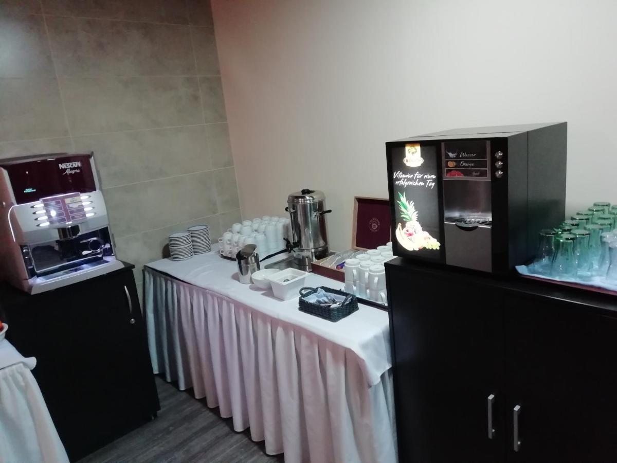 Patria Hotel Trutnov Ngoại thất bức ảnh