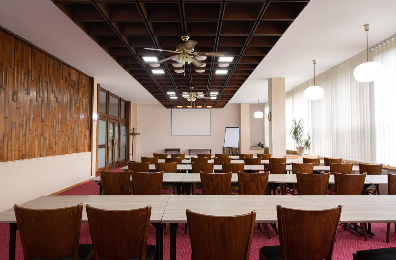 Patria Hotel Trutnov Ngoại thất bức ảnh